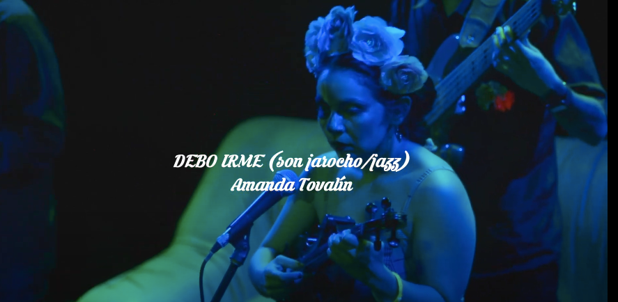 Amanda Tovalin -Debo Irme en vivo desde el Teatro Matacandelas, Colombia
